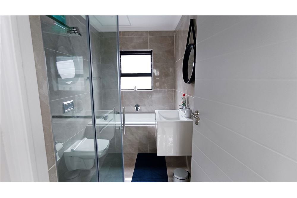 Residential - House - Sandown, Western Cape - South Africa - 20 - 1031400215-16