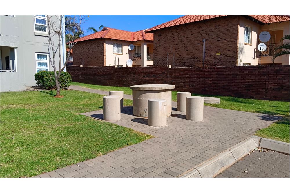 住宅 - 公寓/单元房 - 蒙大拿, Gauteng - South Africa - 5 - 1031414136-33