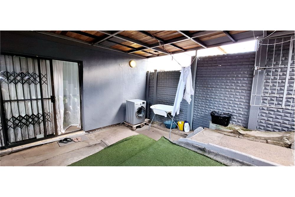 Residential - بيت مستقل - Northcroft, KwaZulu Natal - South Africa - 15 - 1031388097-44