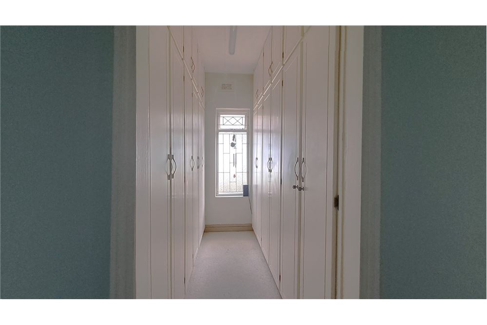 Residencial - Casa - St Michaels On Sea, KwaZulu Natal - South Africa - 24 - 1031394053-221