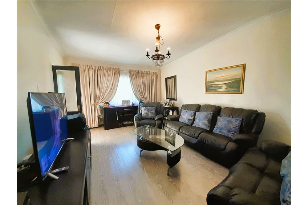 Residential - Mestna hiša - Liefde En Vrede, Gauteng - South Africa - 11 - 1031421066-371