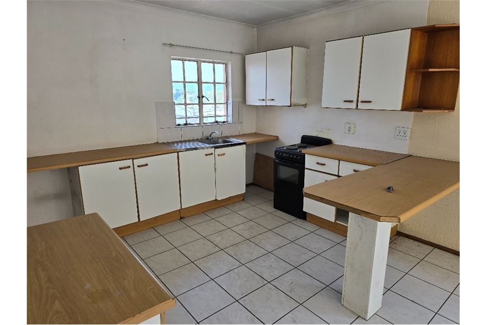 Gyvenamasis - Butas - Alberton North, Gauteng - South Africa - 4 - 1031421002-264