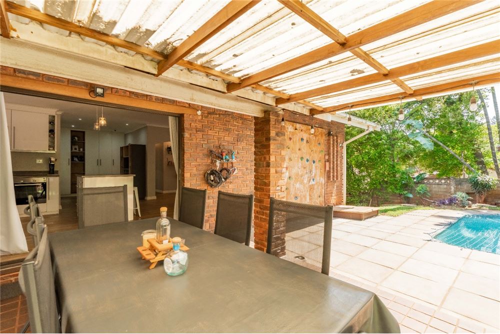 Rezidential - Case/Vile - Glen Anil, KwaZulu Natal - South Africa - 34 - 1031465099-130