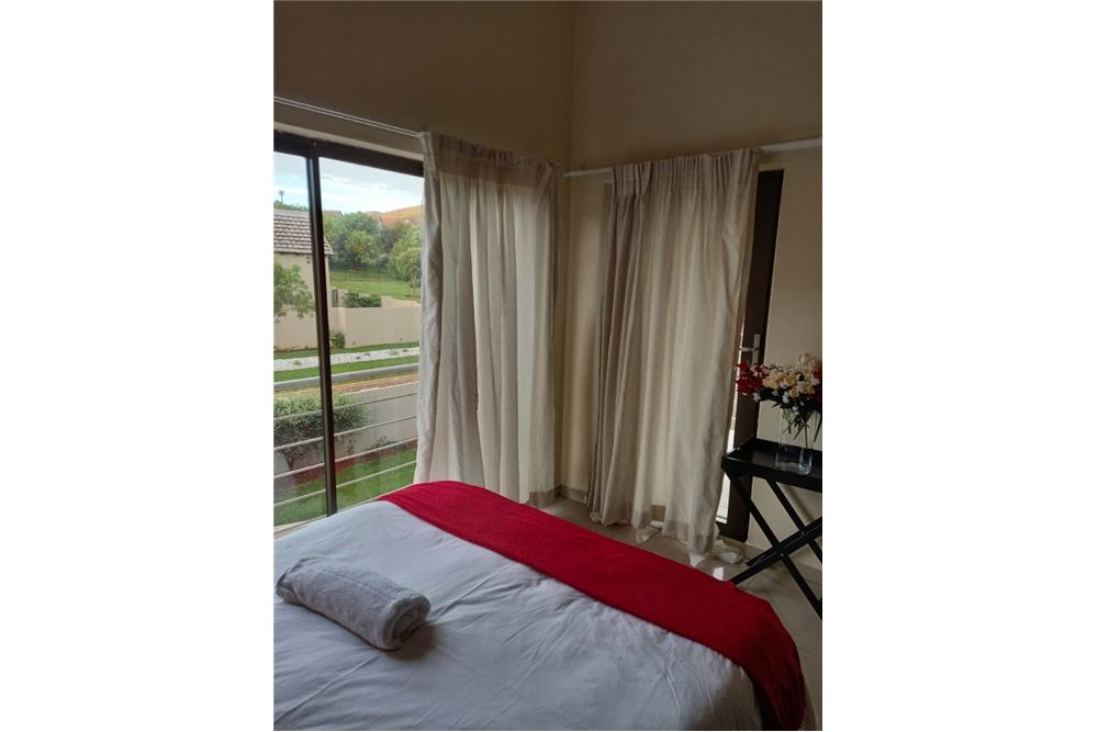 Residencial - Casa - Leloko Lifestyle and Eco Estate, North West - South Africa - 19 - 1031414112-29