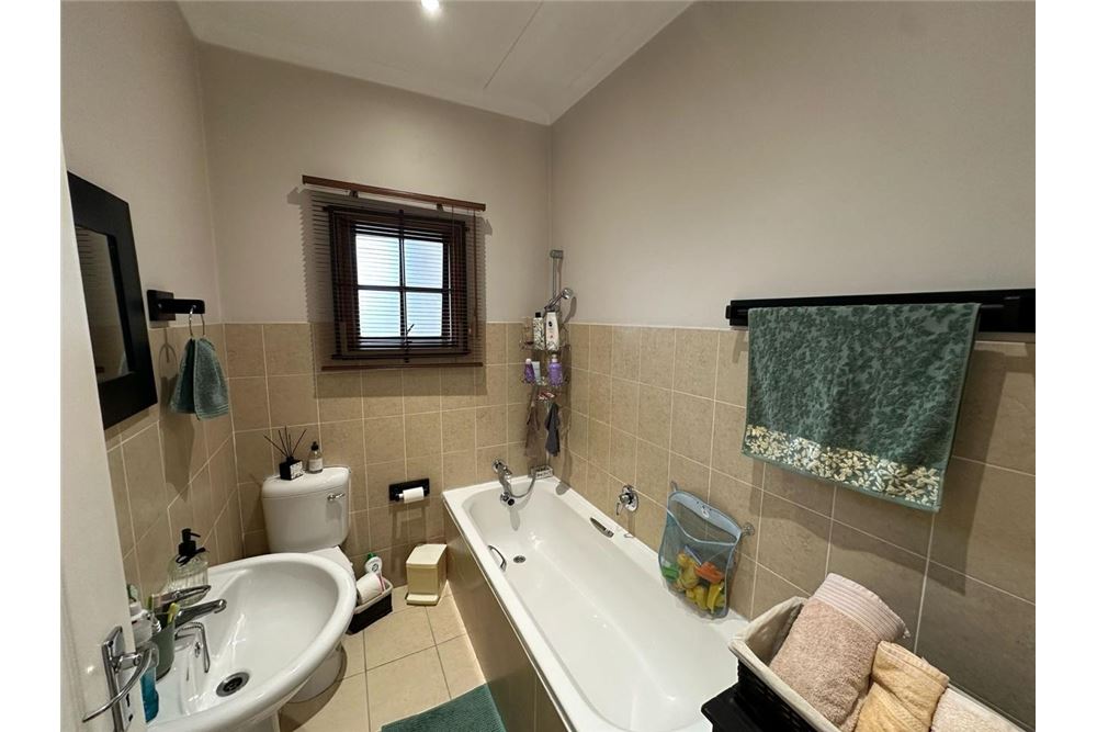 Residential - Townhouse - Durban North, KwaZulu Natal - South Africa - 18 - 1031465047-183