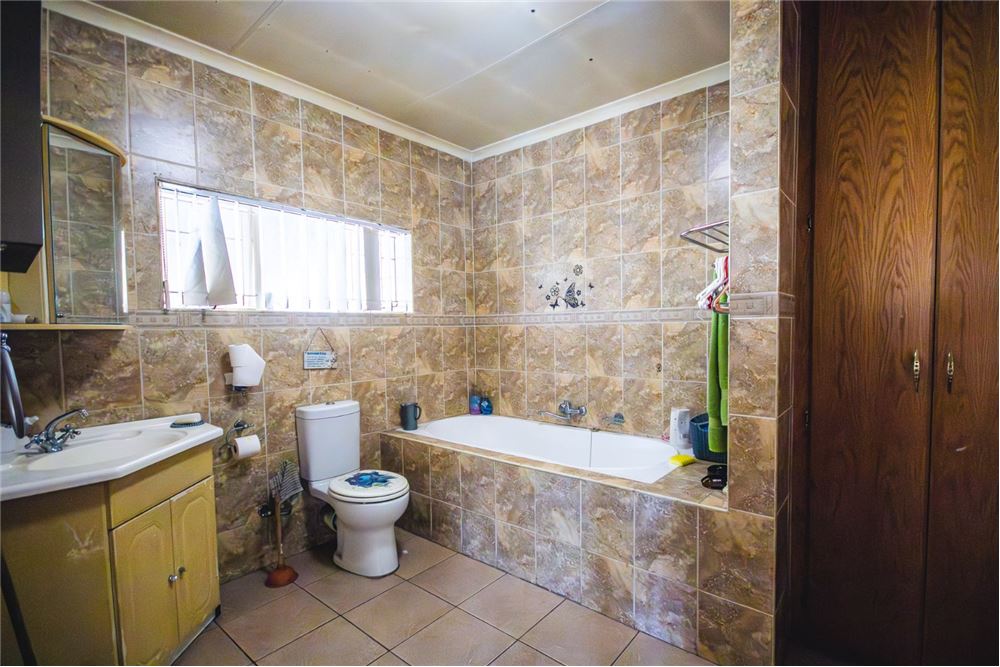 Residenziale - Casa - Claremont, Gauteng - South Africa - 67 - 1031414129-48