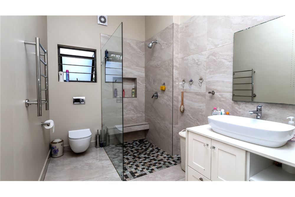 Residential - House - Glen hills, KwaZulu Natal - South Africa - 27 - 1031465115-38