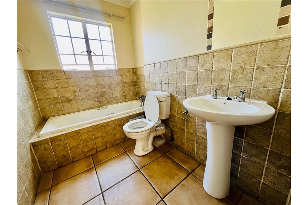 Residential - Leilighet - Castleview, Gauteng - South Africa - 15 - 1031421044-129