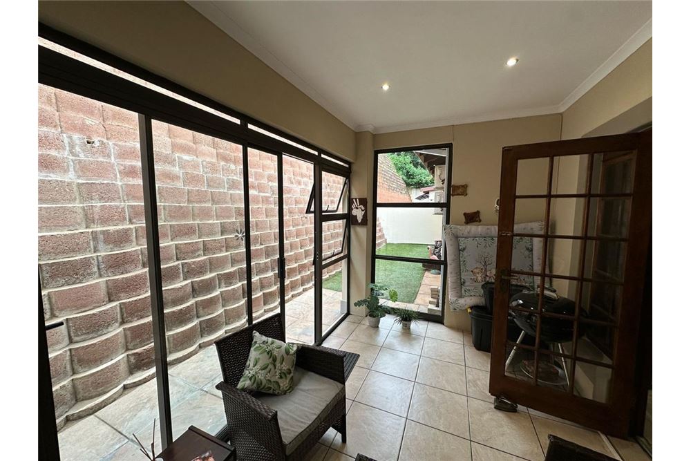 Residential - Townhouse - Durban North, KwaZulu Natal - South Africa - 12 - 1031465047-183