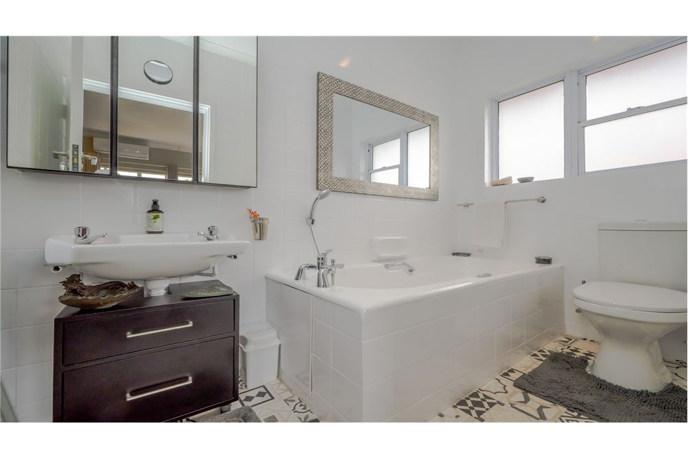 Жилищен - Градска къща - Morningside, KwaZulu Natal - South Africa - 21 - 1031389006-962