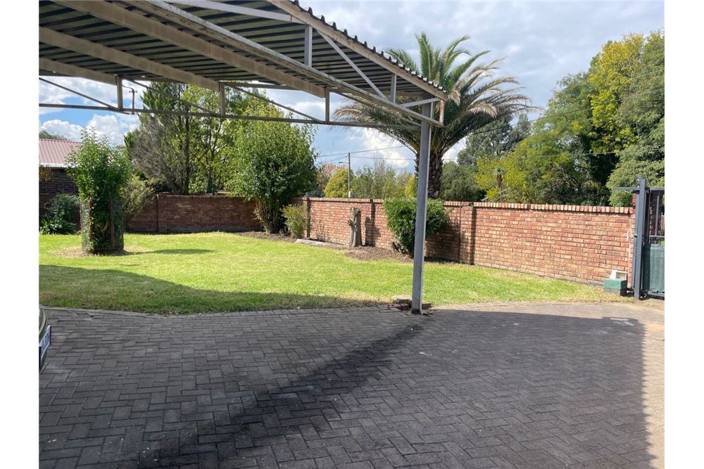 Dzīvojamais - Savrupmāja - Ladybrand, Free State - South Africa - 2 - 1031417002-278