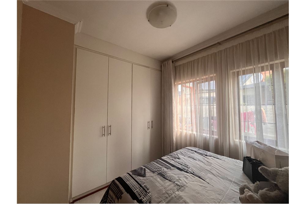 Жилищен - Къща - Equestria, Gauteng - South Africa - 11 - 1031393109-11