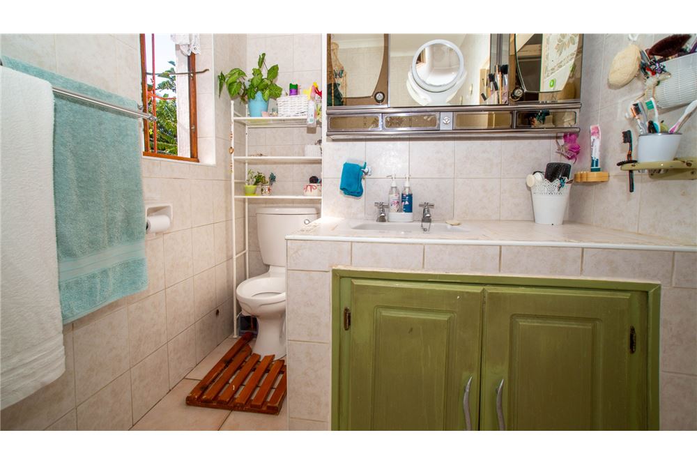 Residential - House - Umhlanga Rocks, KwaZulu Natal - South Africa - 34 - 1031465050-127