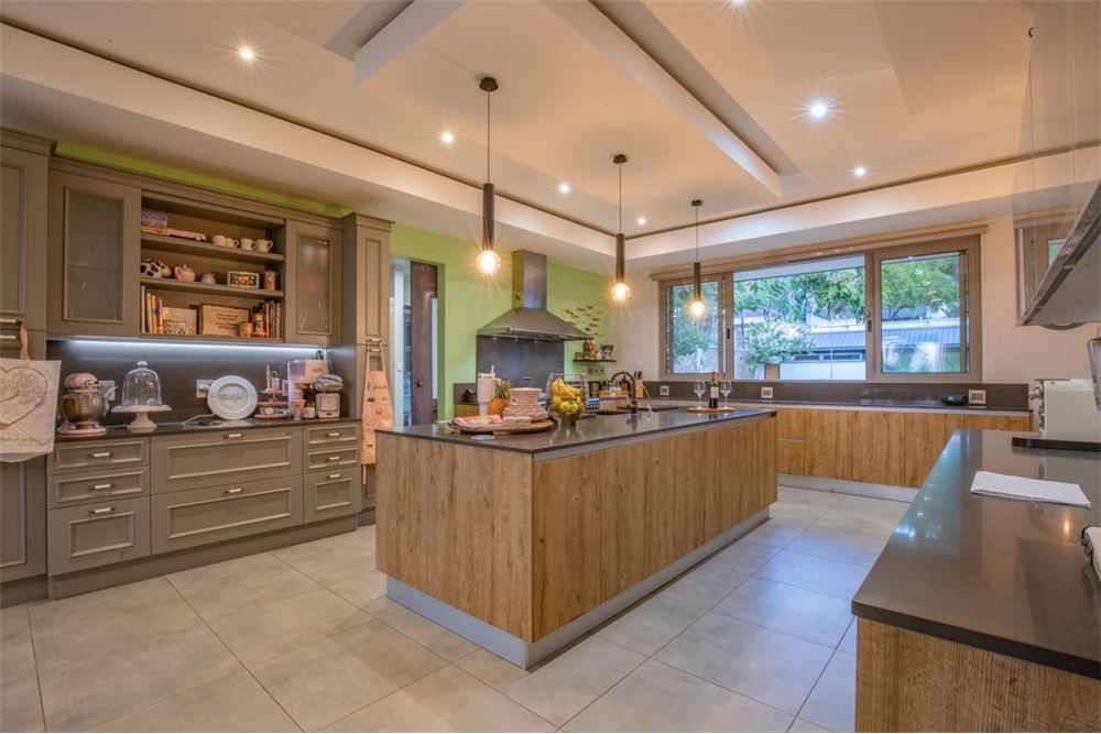 Residential - House - Waterkloof, Gauteng - South Africa - 14 - 1031414150-79