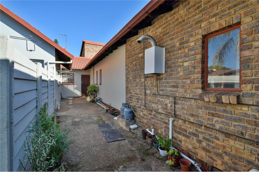 Residenziale - Casa - Eldorette, Gauteng - South Africa - 45 - 1031414102-97