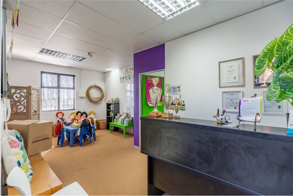 Surface commerciale - Bureau - Hillcrest Central, KwaZulu Natal - South Africa - 20 - 1031391055-53