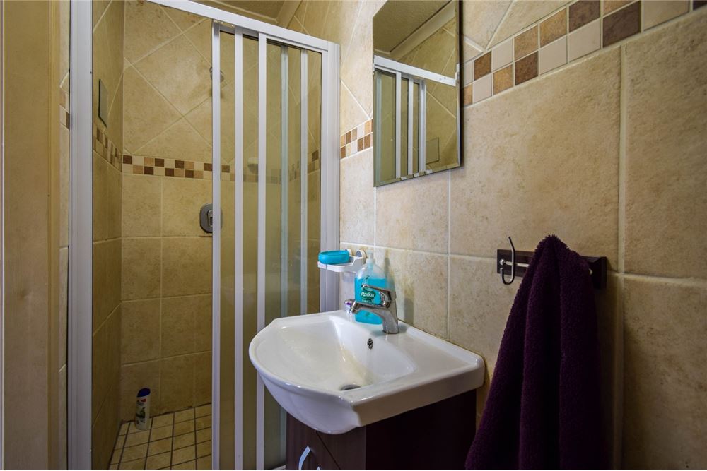 Residential - Condo/Apartment - Montana, Gauteng - South Africa - 14 - 1031414001-148