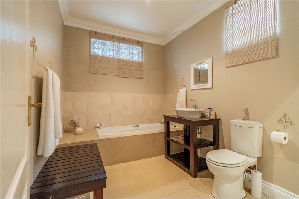 Residential - House - Glenashley, KwaZulu Natal - South Africa - 43 - 1031465022-877