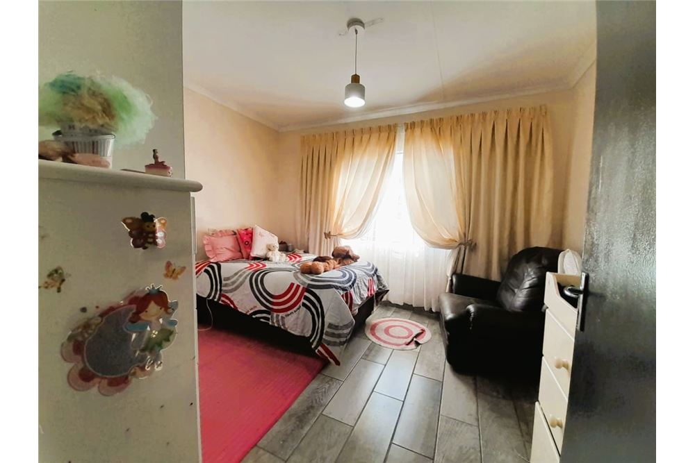 Residential - Mestna hiša - Liefde En Vrede, Gauteng - South Africa - 30 - 1031421066-371