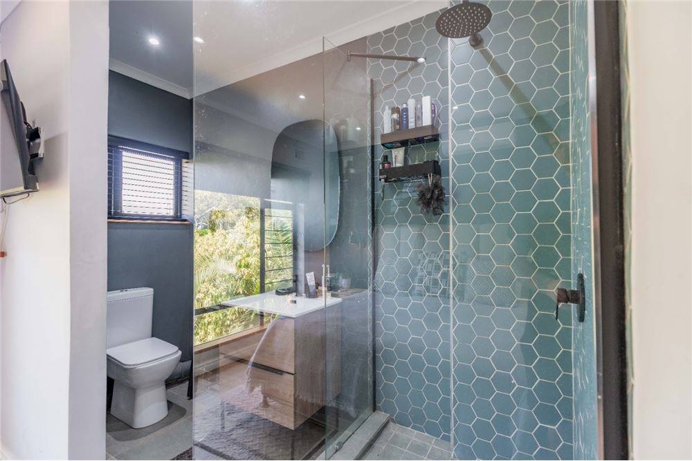 Rezidential - Case/Vile - Glen Anil, KwaZulu Natal - South Africa - 30 - 1031465099-130