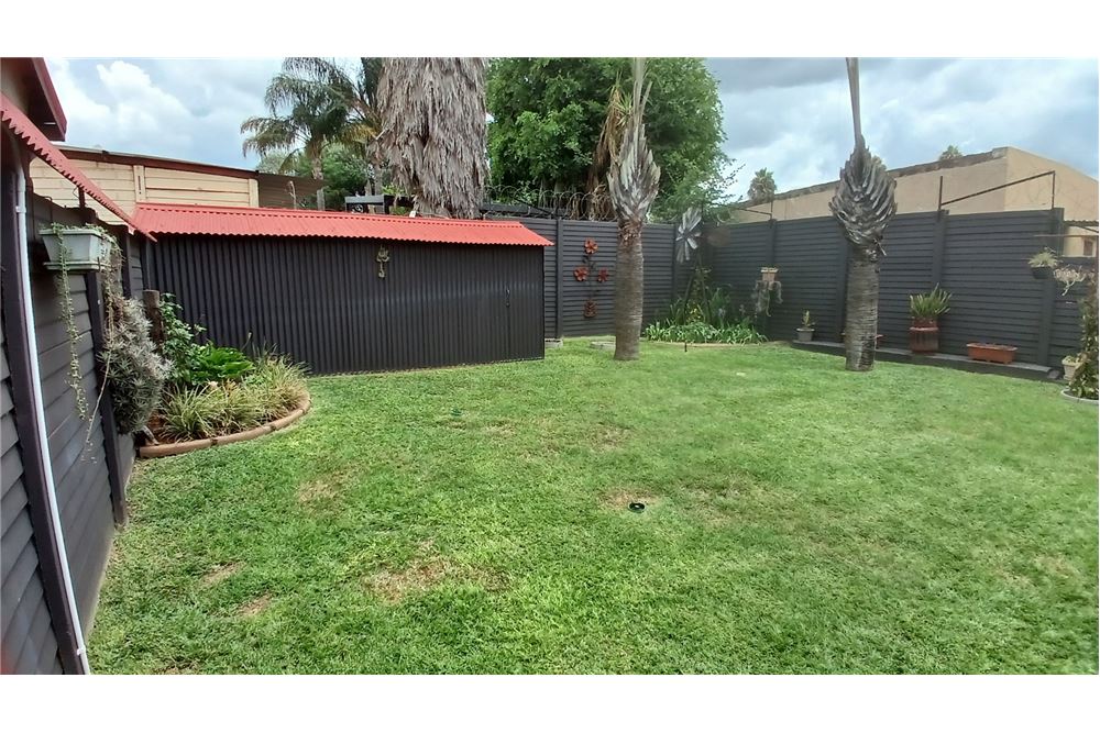 Résidentiel - Maison - Pretoria Gardens, Gauteng - South Africa - 31 - 1031414116-114