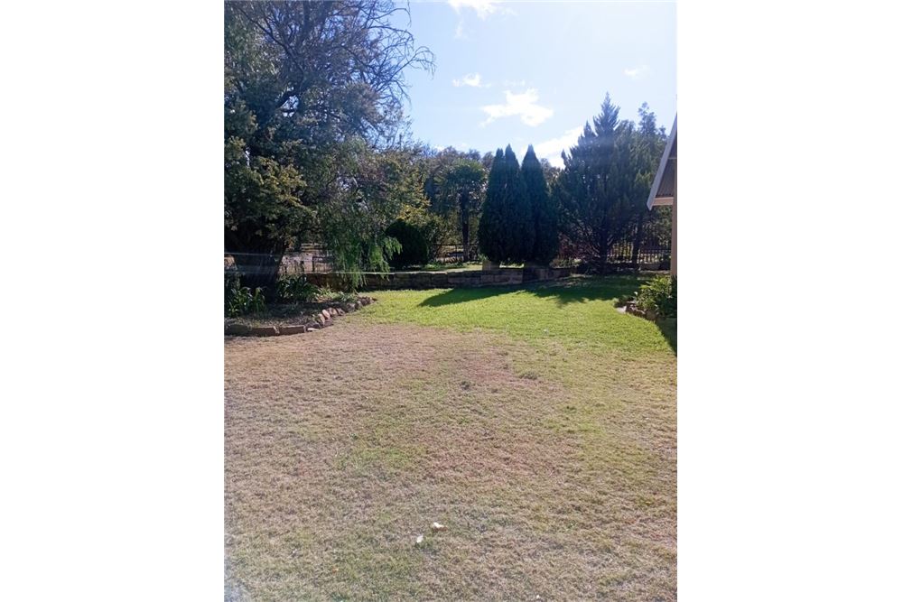 Residential - 주택 - Tweespruit, Free State - South Africa - 8 - 1031417002-272