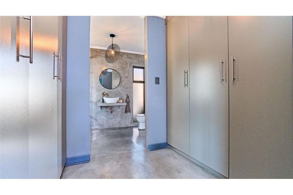 Residential - Hus - Fourways, Gauteng - South Africa - 16 - 1031428052-10