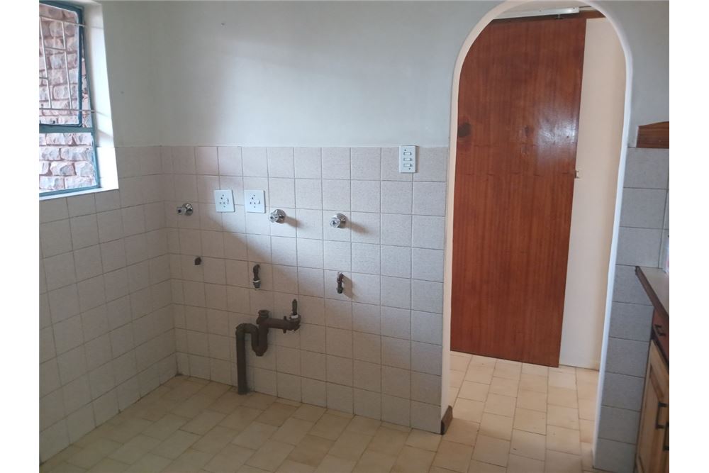 Residential - House - Karenpark, Gauteng - South Africa - 17 - 1031414088-127