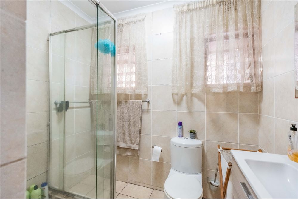 Residential - House - Umgeni Park, KwaZulu Natal - South Africa - 29 - 1031465089-348