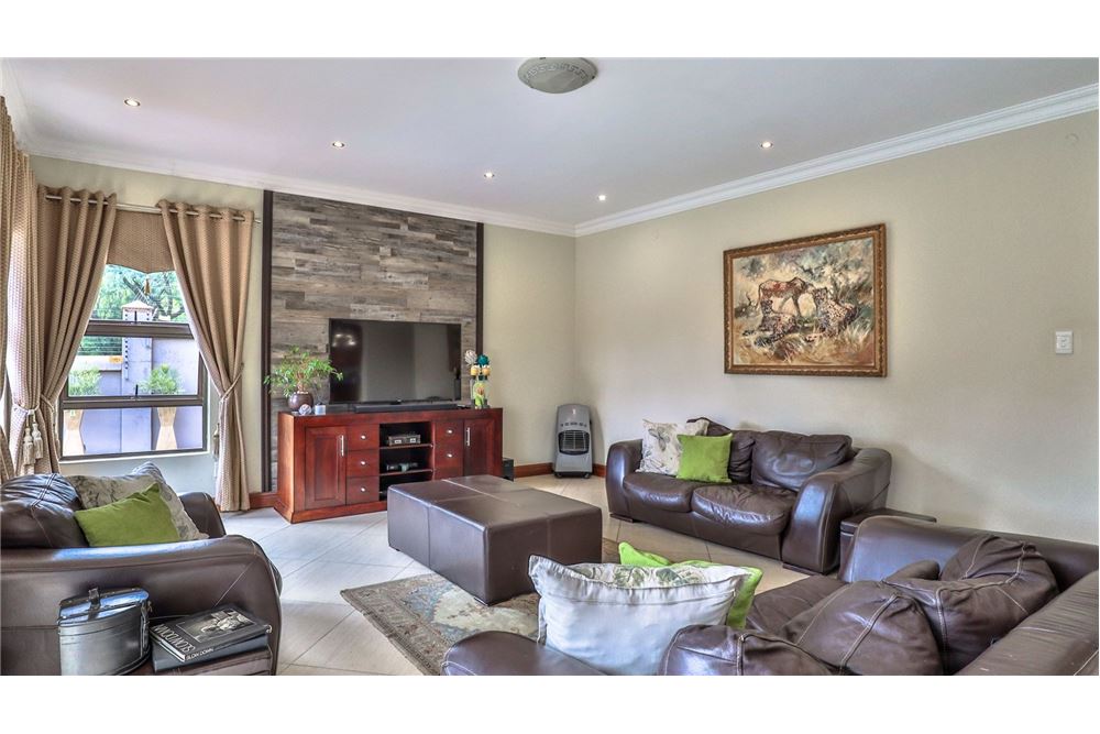 Residenziale - Casa - Magalieskruin, Gauteng - South Africa - 64 - 1031414142-43