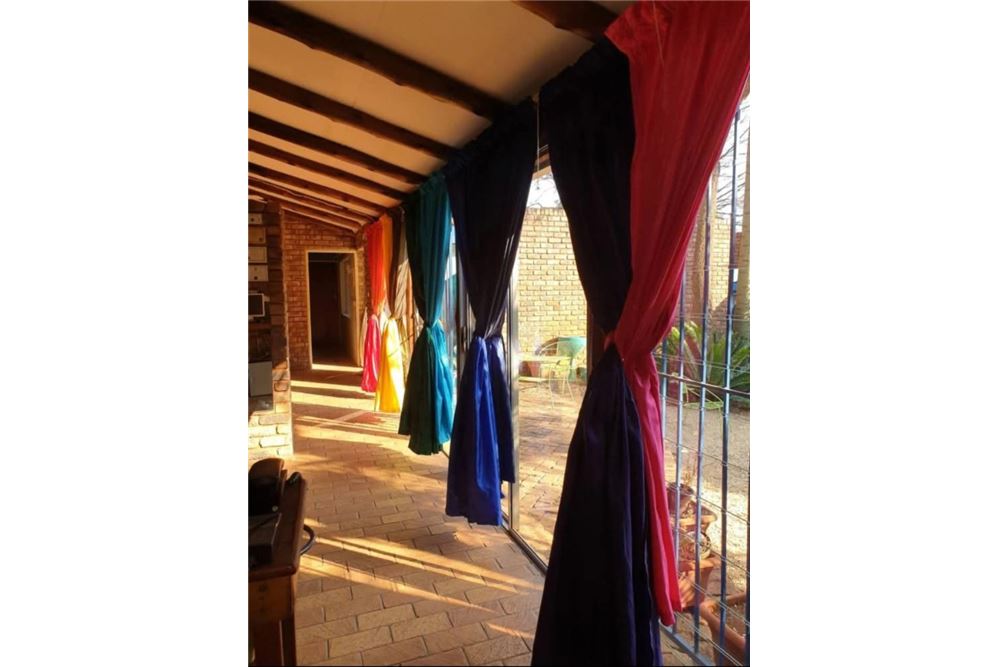 住宅 - 房子 - Magalieskruin, Gauteng - South Africa - 8 - 1031414050-137