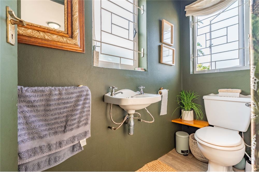 Residential - House - Durban North, KwaZulu Natal - South Africa - 11 - 1031465128-18