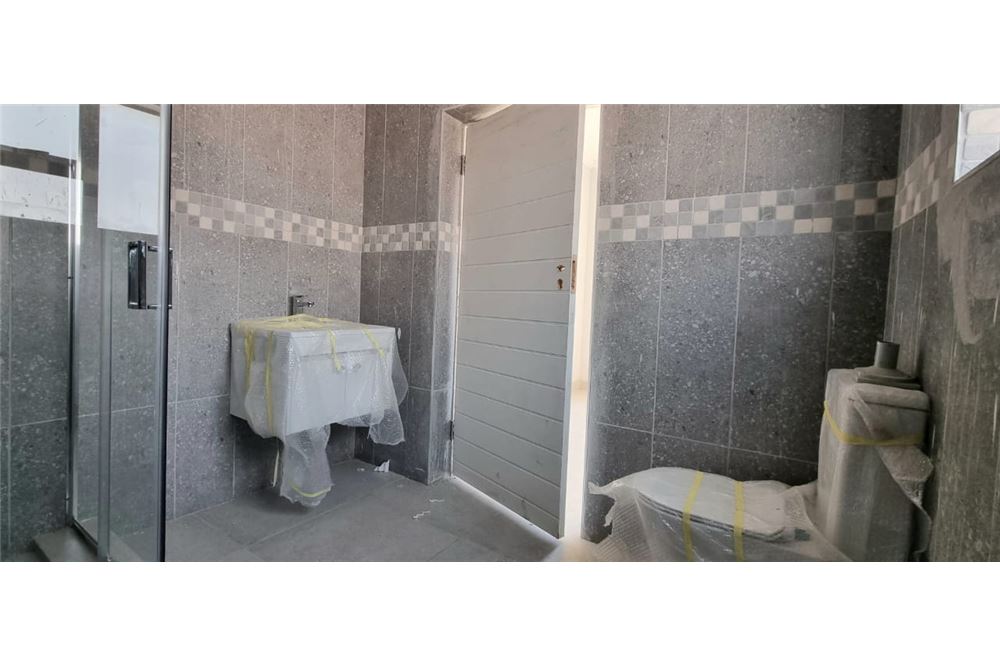 Gyvenamasis - Namas - Everglades Estate, North West - South Africa - 18 - 1031416049-44