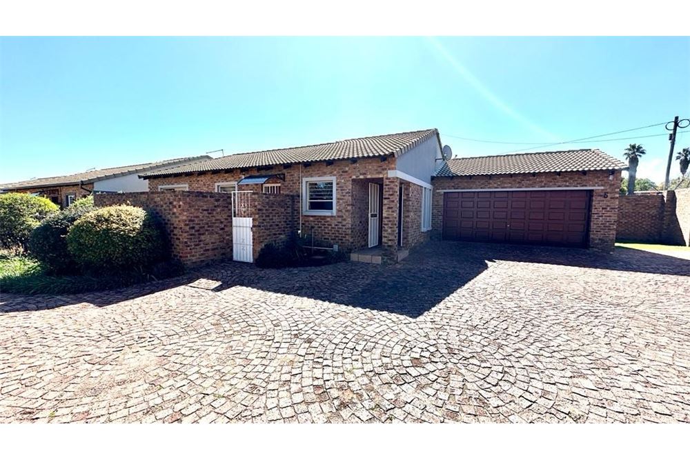 Residential House Sunward Park, Gauteng South Africa 1031351006