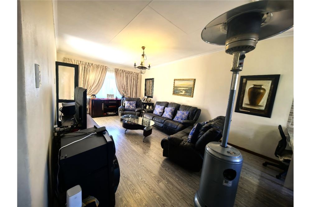 Residential - تاون هاوس - Liefde En Vrede, Gauteng - South Africa - 4 - 1031005001-62