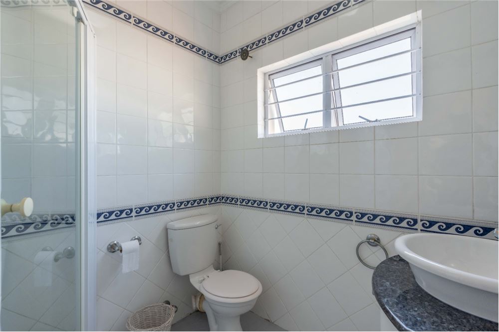 Residential - House - Umhlanga Rocks, KwaZulu Natal - South Africa - 18 - 1031465073-75