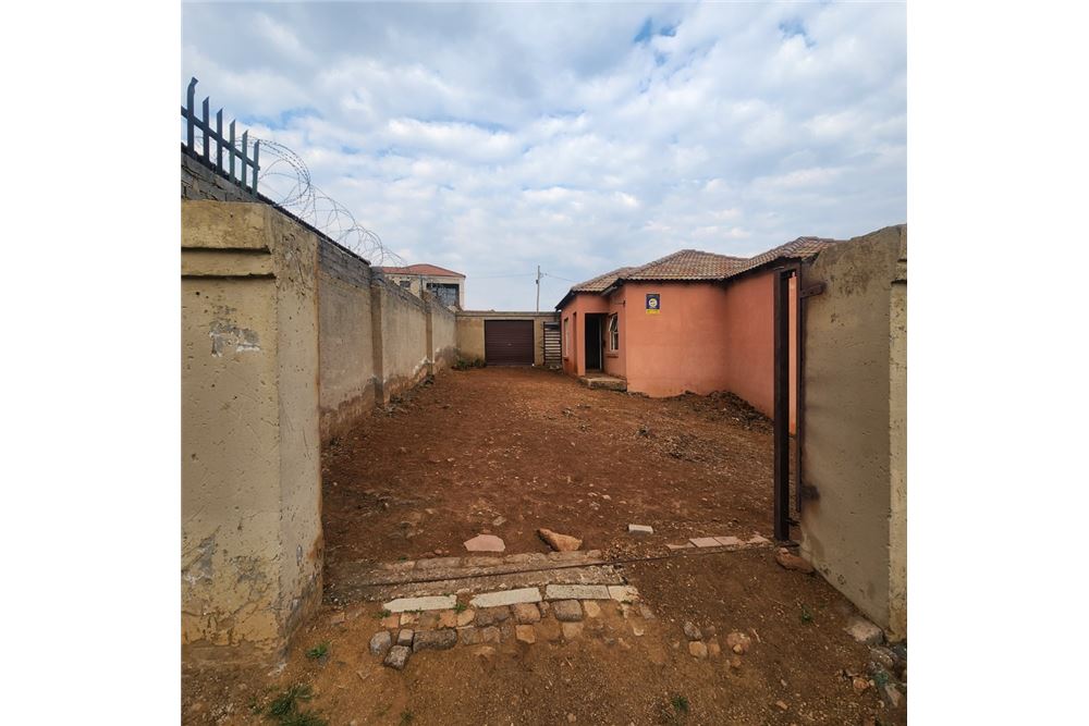 Residential - हाउस - Eldorado Park, Gauteng - South Africa - 23 - 1031421040-76