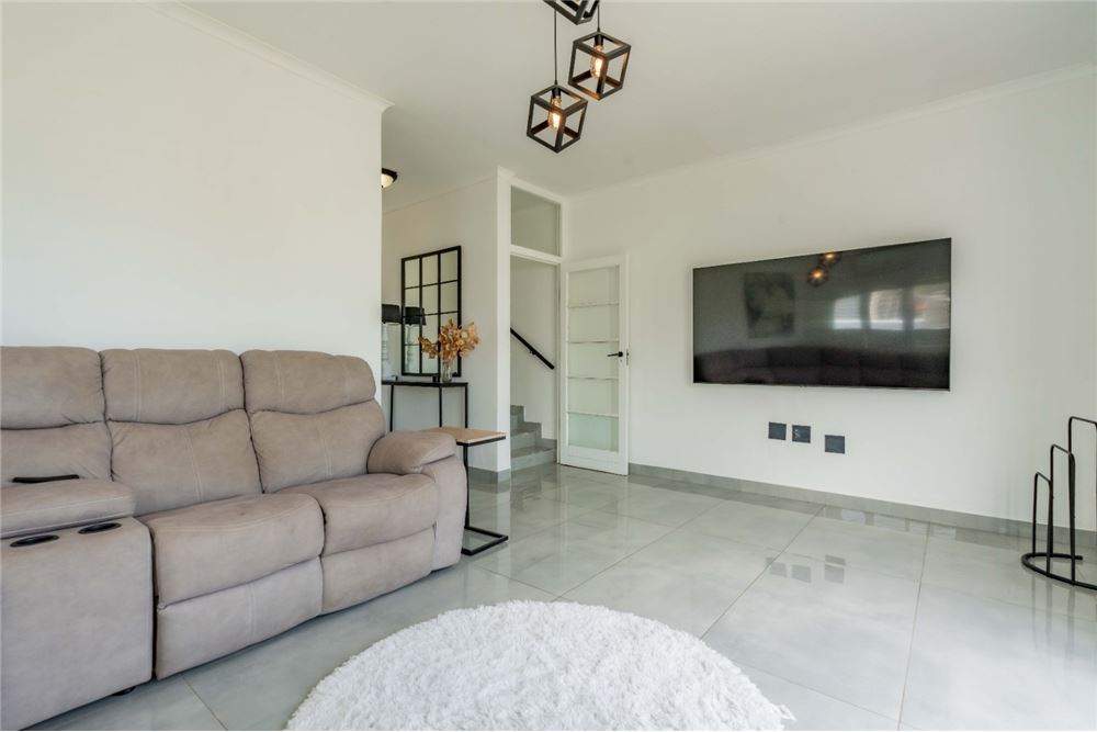 Residential - House - La Lucia, KwaZulu Natal - South Africa - 7 - 1031465073-88