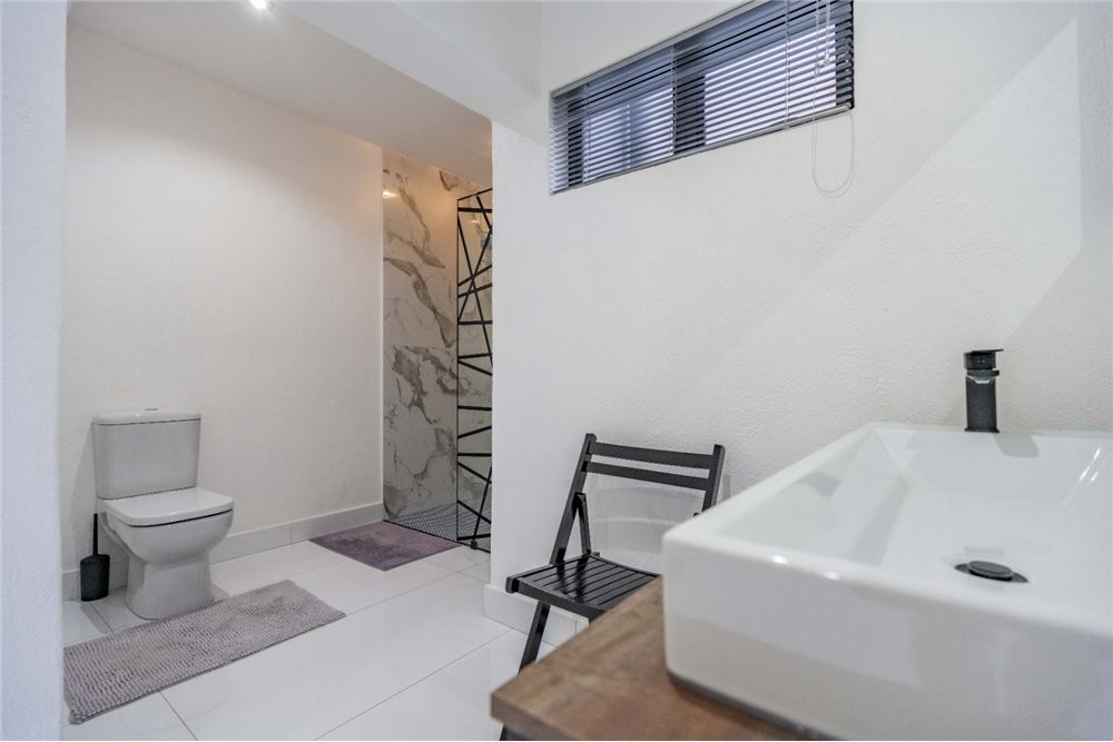 Residential - House - La Lucia, KwaZulu Natal - South Africa - 32 - 1031465022-888