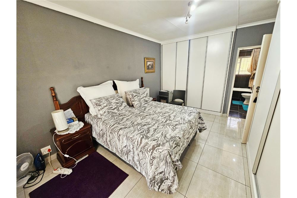 Residential - Αυτόνομη κατοικία - Rooihuiskraal, Gauteng - South Africa - 28 - 1031393046-415