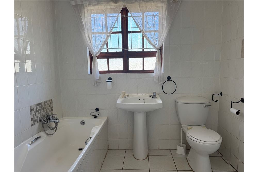 Residential - Townhouse - Umhlanga Rocks, KwaZulu Natal - South Africa - 23 - 1031465034-95