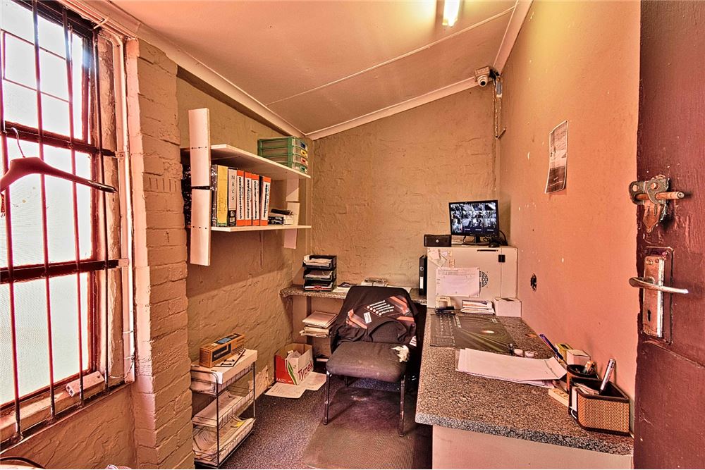 Comercial - Comercio/Tienda - Pretoria North, Gauteng - South Africa - 16 - 1031414001-131