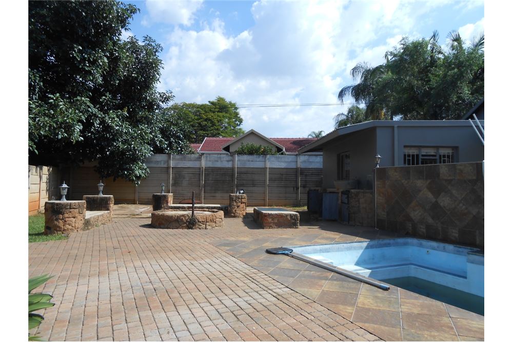 Residenziale - Casa - Theresapark, Gauteng - South Africa - 10 - 1031414129-41