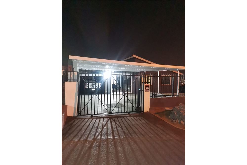 באזור מגורים - בית פרטי - Bombay Heights, KwaZulu Natal - South Africa - 3 - 1031436123-59