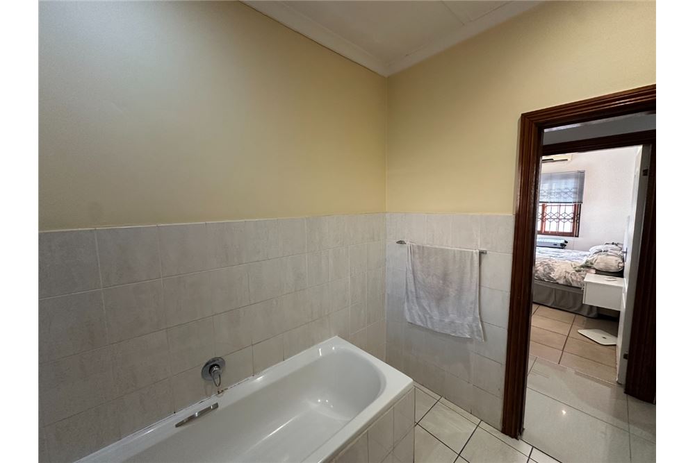 Residential - Townhouse - Park Hill, KwaZulu Natal - South Africa - 17 - 1031465047-198