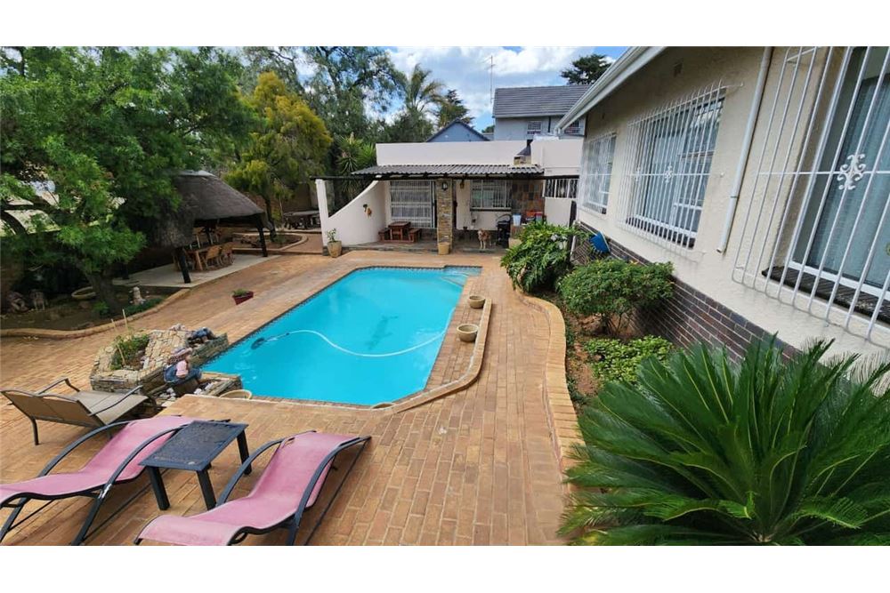 Residential - Omakotitalo - Oakdene, Gauteng - South Africa - 48 - 1031421040-63