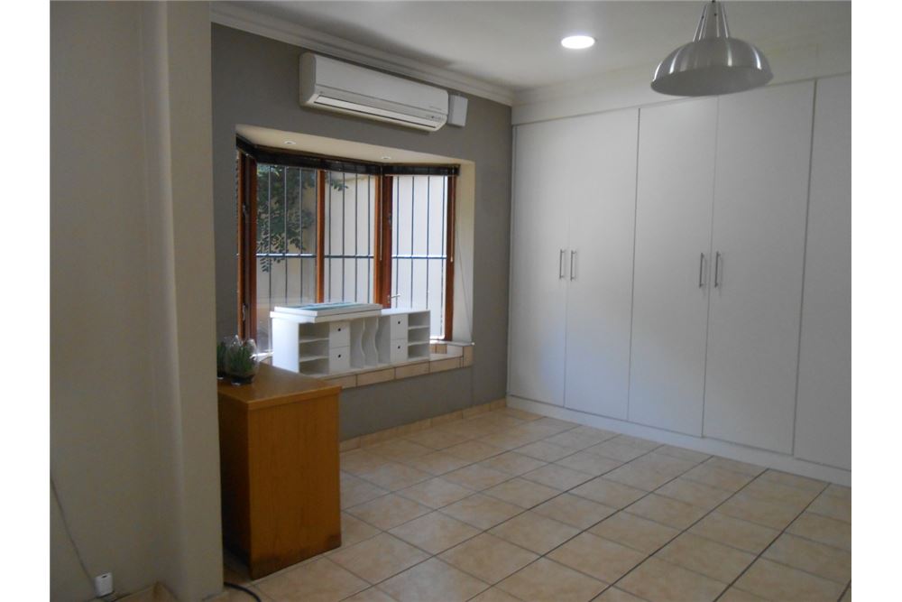 Commercio - Ufficio - Waverley, Gauteng - South Africa - 15 - 1031414129-70