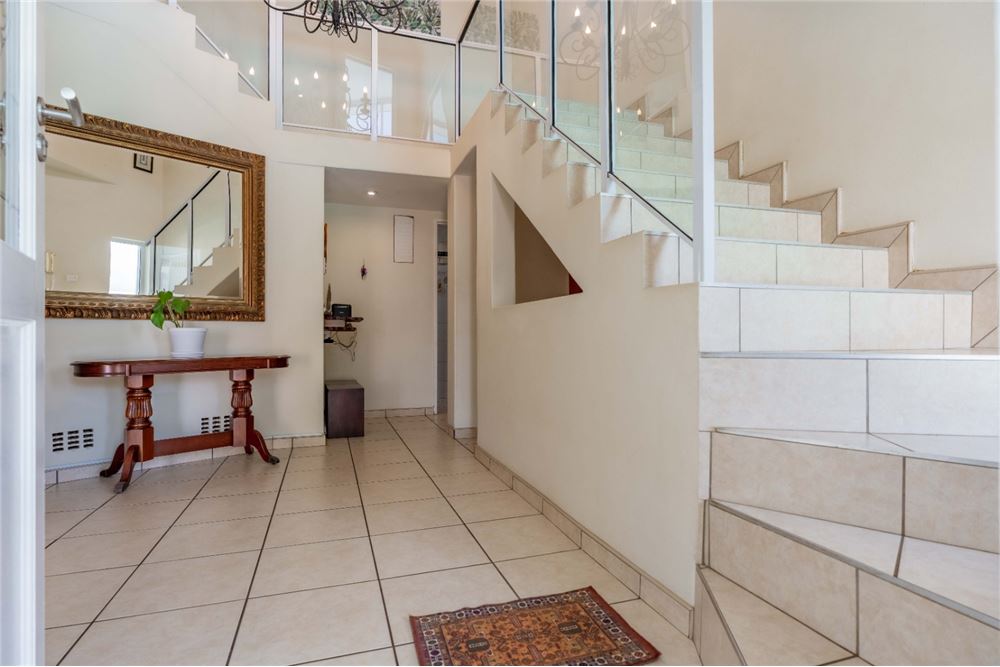 Residential - House - La Lucia, KwaZulu Natal - South Africa - 21 - 1031465022-882