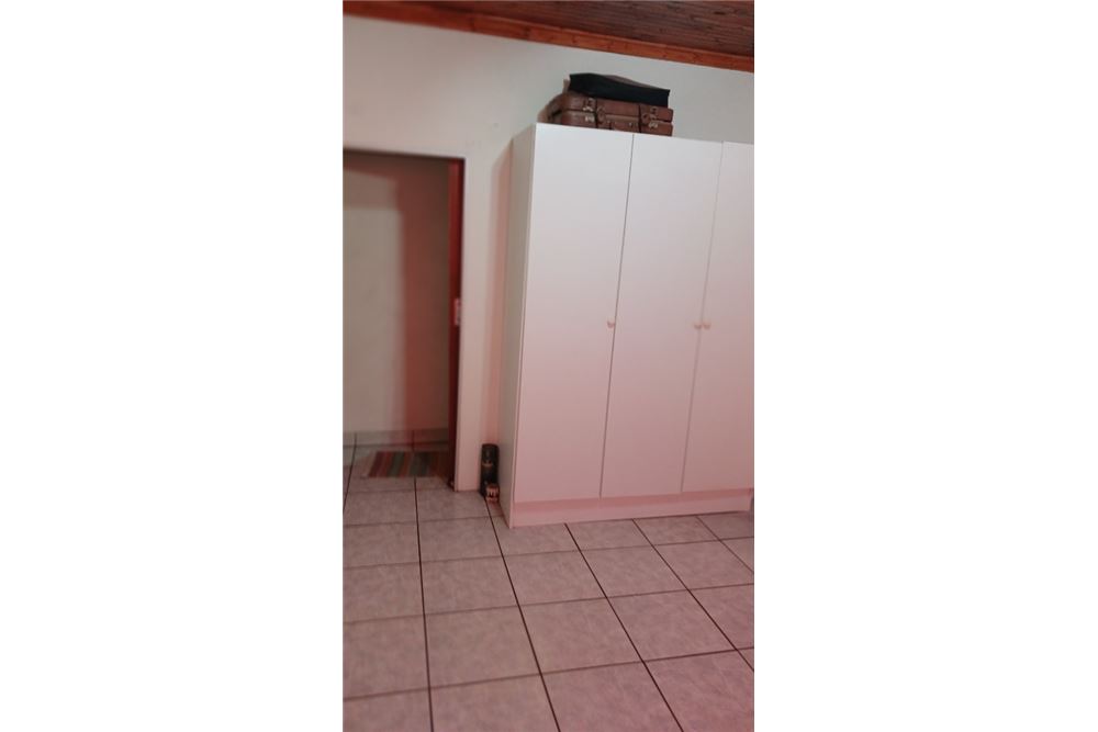 Résidentiel - Maison - Pretoria Gardens, Gauteng - South Africa - 47 - 1031414116-114