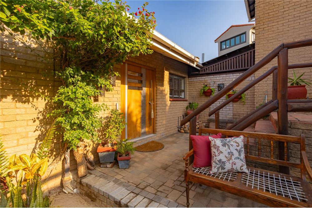 Residential - House - Umgeni Park, KwaZulu Natal - South Africa - 17 - 1031465114-52